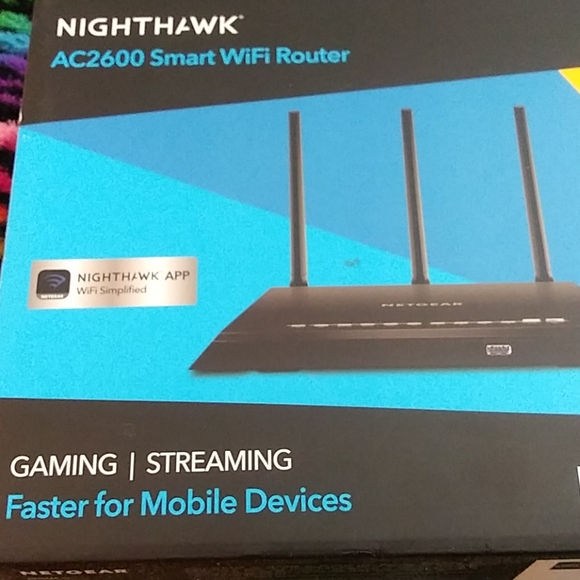 Nighthawk smart wifi router - Picture 2 of 4